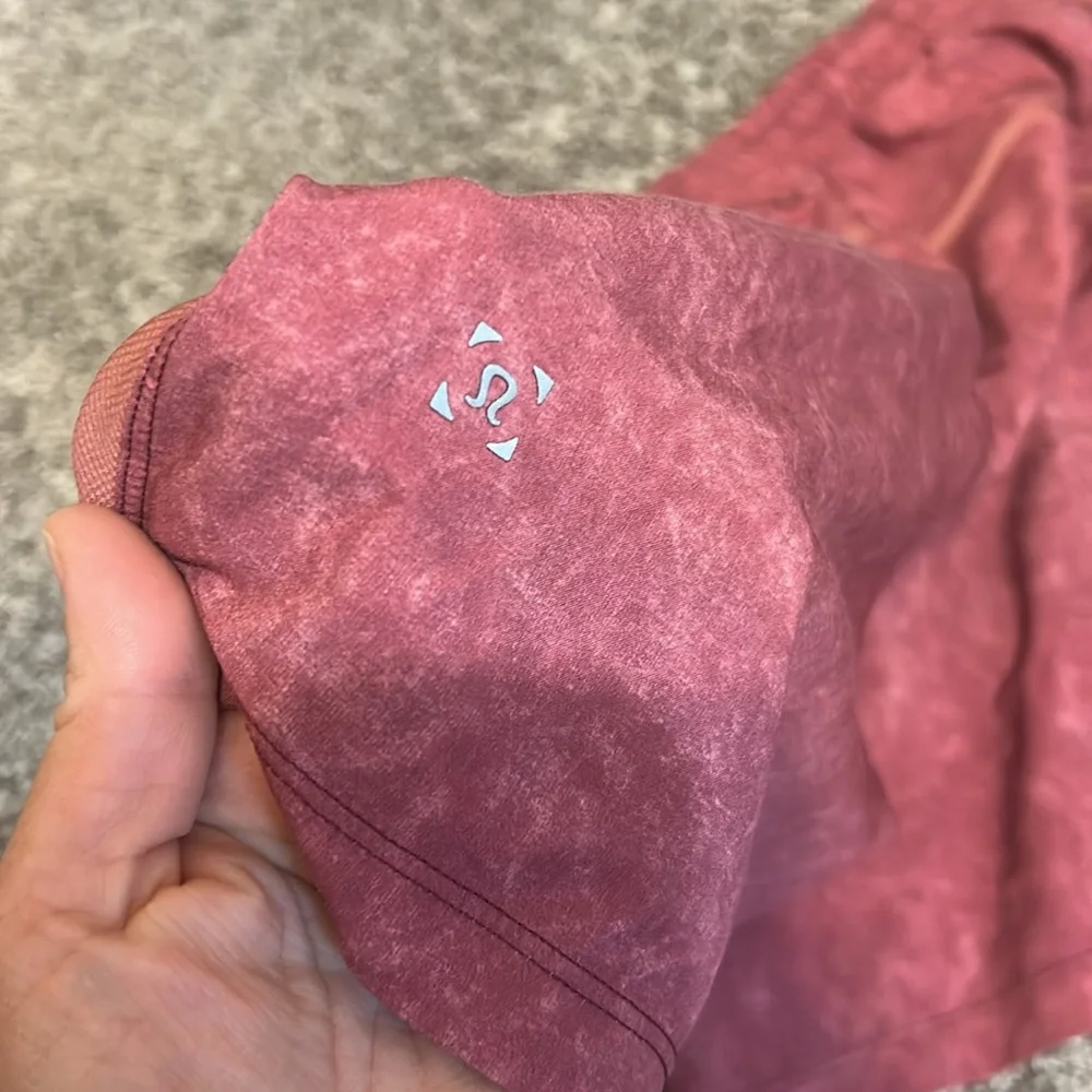 Lululemon pace breaker short 7” Linerless Size Medium - Picture 5 of 6